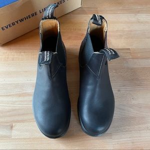 Blundstone 558 Chelsea boots W/M size 9.5/7.5